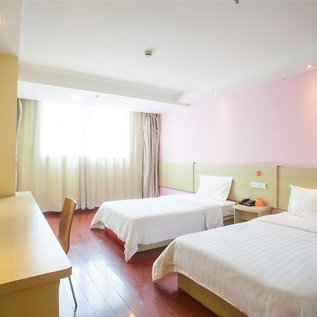 7Days Inn Qingdao Development Zone Jinshatan 객실 사진