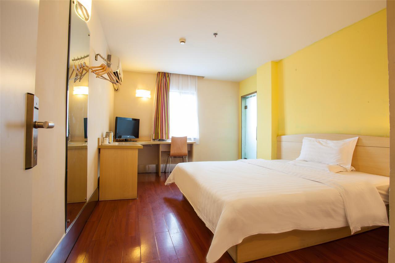 7Days Inn Qingdao Development Zone Jinshatan 객실 사진
