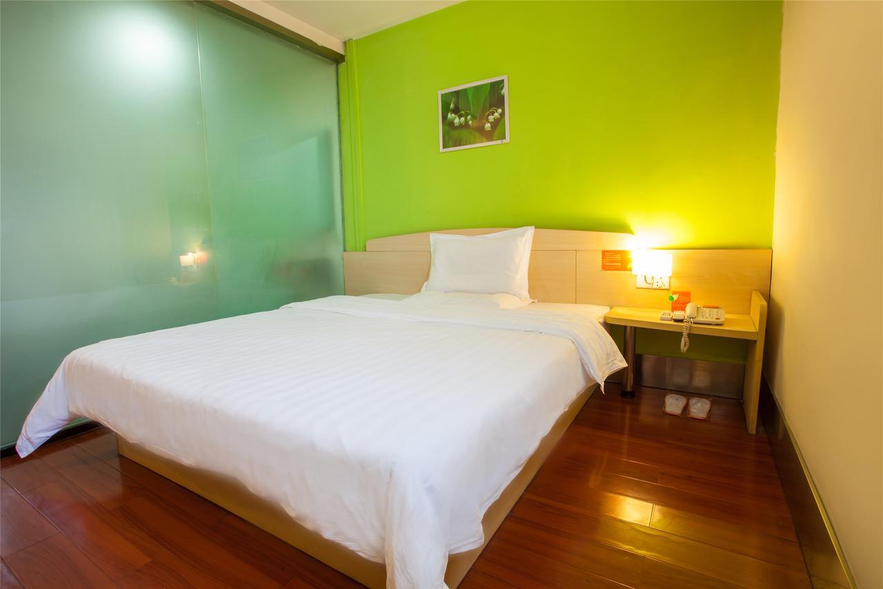 7Days Inn Qingdao Development Zone Jinshatan 객실 사진